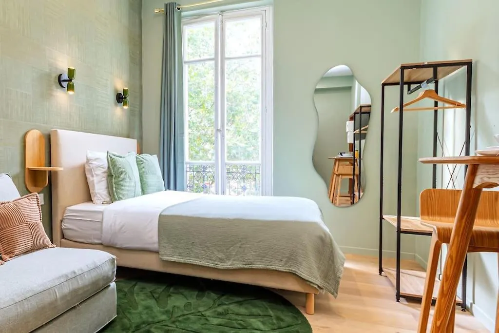 Apartment 3 Personnes Proche Champs Elysees